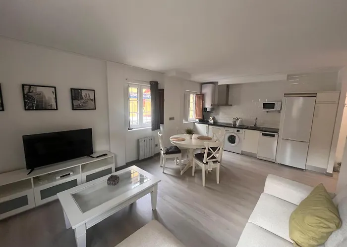 Apartamento En El Centro De Comillas